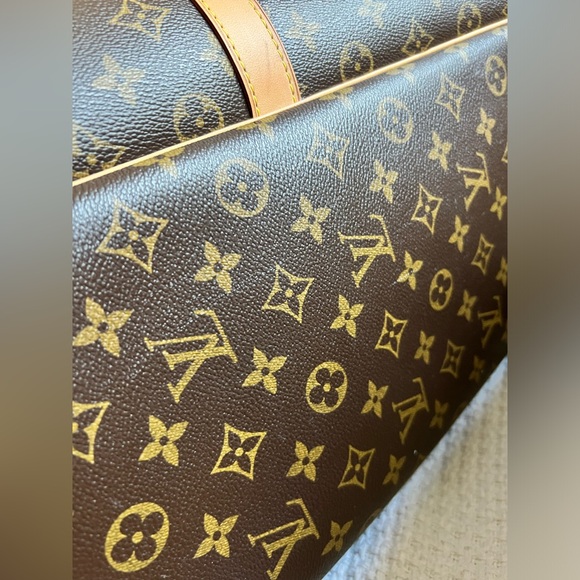 Louis Vuitton Monogram SIRIUS 70 Canvas Leather Luggage Zip Soft Suitcase - Picture 7 of 16